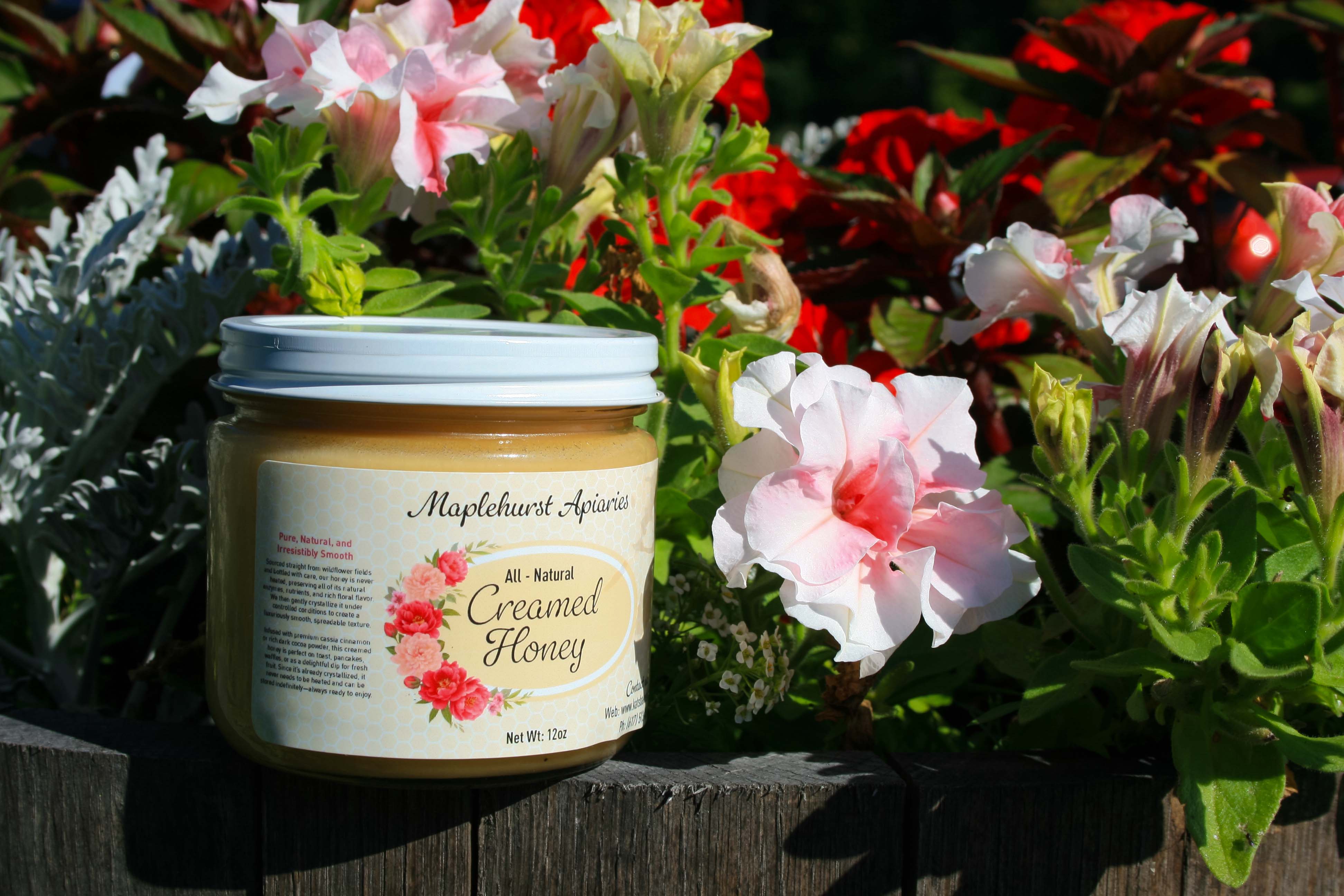 fully custom label with flower design by real flower
