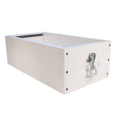 Lyson Polystyrene Medium Super for 6 Frame Nuc | Betterbee